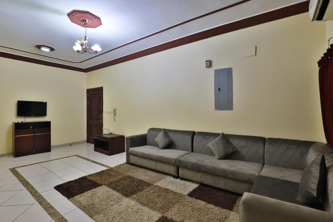 Oyo 277 Al Tamayoz Al Raqi Furnished Units 3 Jidda Eksteriør bilde
