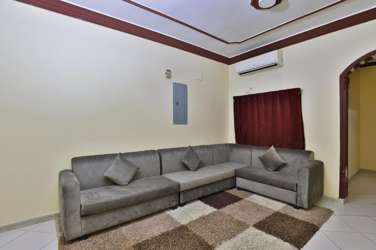 Oyo 277 Al Tamayoz Al Raqi Furnished Units 3 Jidda Eksteriør bilde