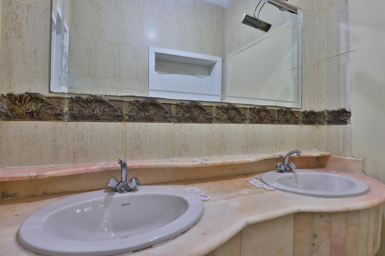 Oyo 277 Al Tamayoz Al Raqi Furnished Units 3 Jidda Eksteriør bilde