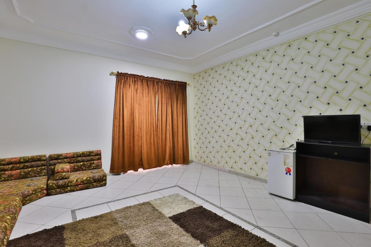 Oyo 277 Al Tamayoz Al Raqi Furnished Units 3 Jidda Eksteriør bilde